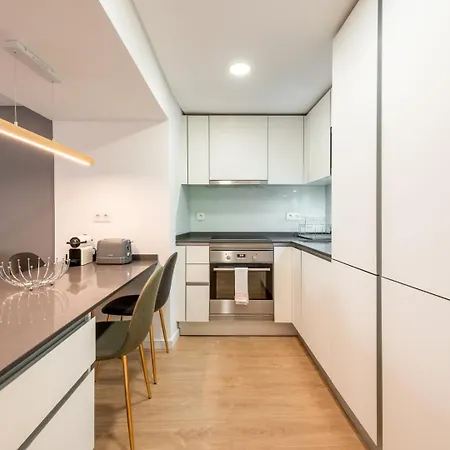 公寓 Guestready - Bright And Cozy In *